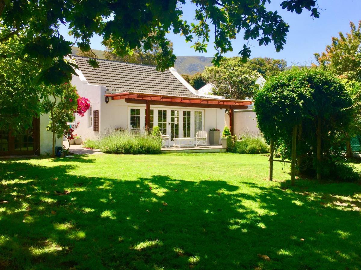 Acorn Cottage Hermanus Luaran gambar